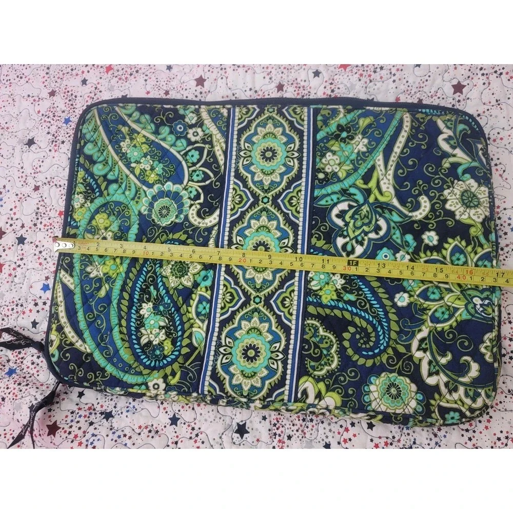 Vera Bradley quilted Zip laptop case Rhythm and Blues Green Paisley TravelSchool